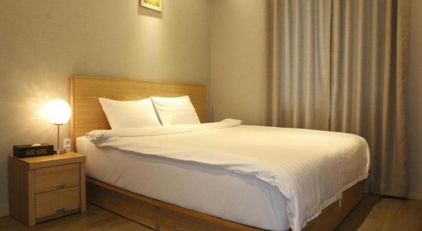 Jeju Sejong Hotel Buitenkant foto