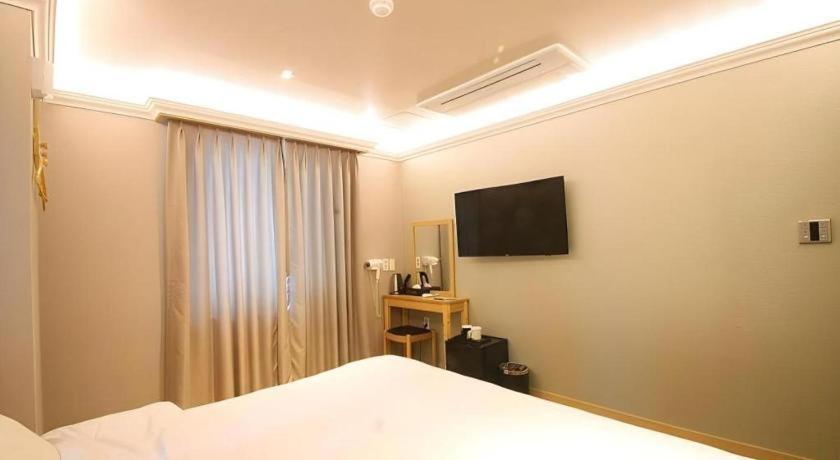 Jeju Sejong Hotel Buitenkant foto