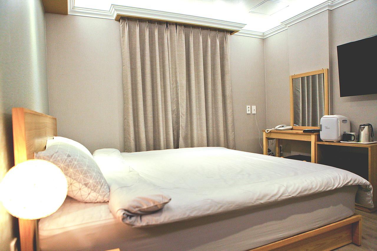 Jeju Sejong Hotel Buitenkant foto